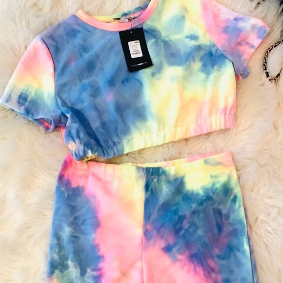 Fashion Nova Pants - Fashion Nova Tie Dye Crop Short Set Medium